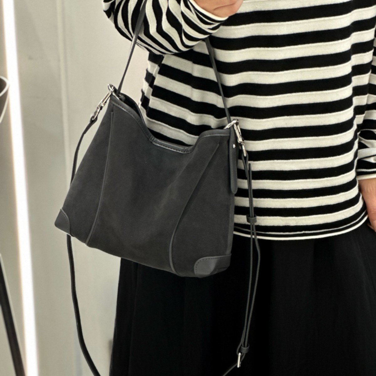 Damska torebka crossbody z pra – Unique Leather Work recenzja i cena